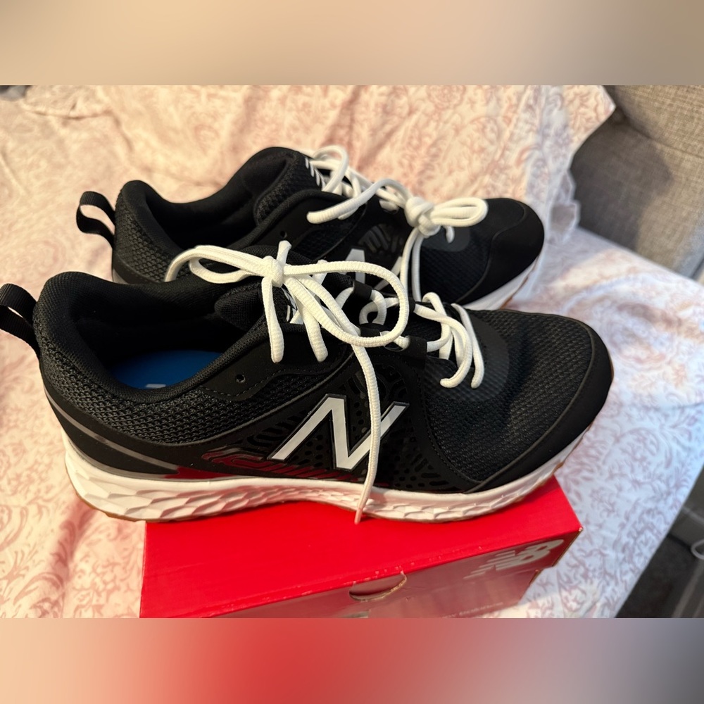 New Balance Black and White Sneakers - Picture 2 of 5